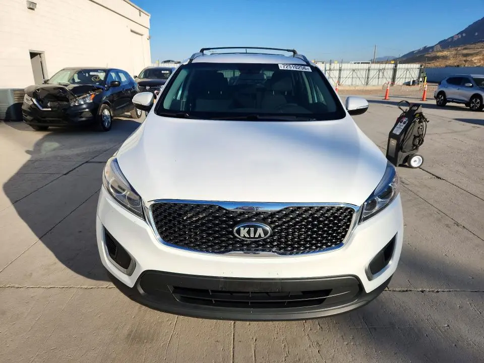 2016 KIA SORENTO LX  