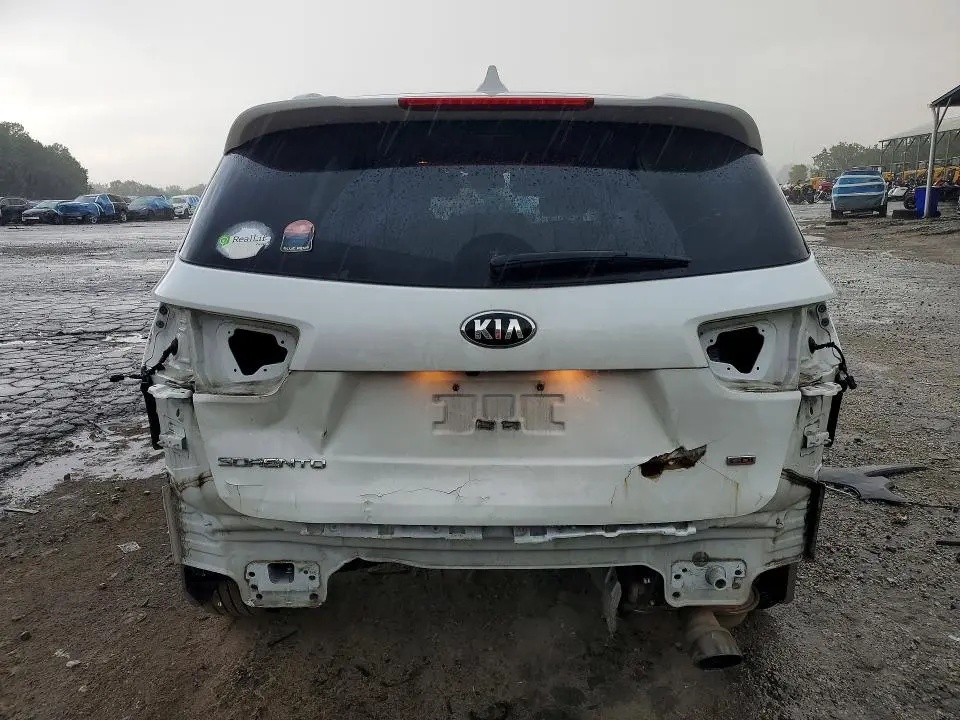 2017 KIA SORENTO LX  