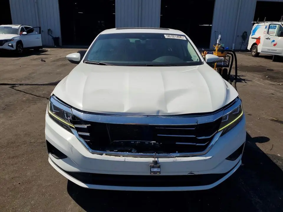 2022 VOLKSWAGEN PASSAT SE  