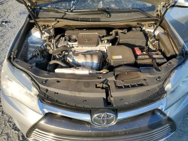 2016 TOYOTA CAMRY LE  