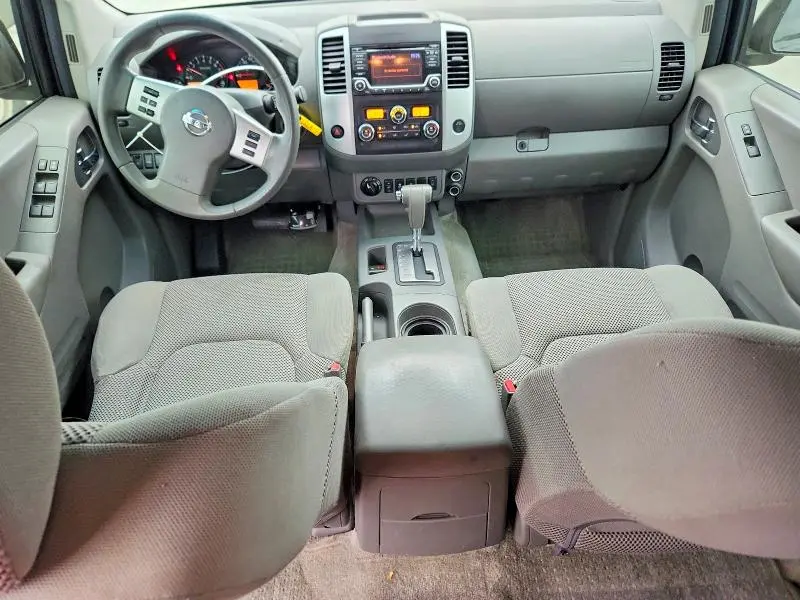 2015 NISSAN FRONTIER S  