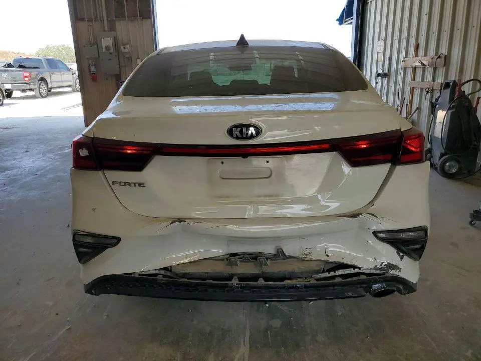 2020 KIA FORTE LXS  