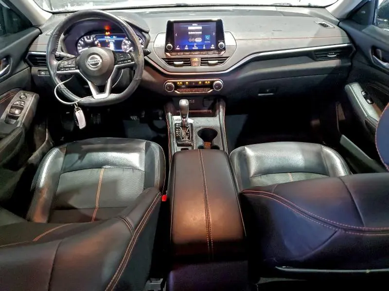 2021 NISSAN ALTIMA SR  