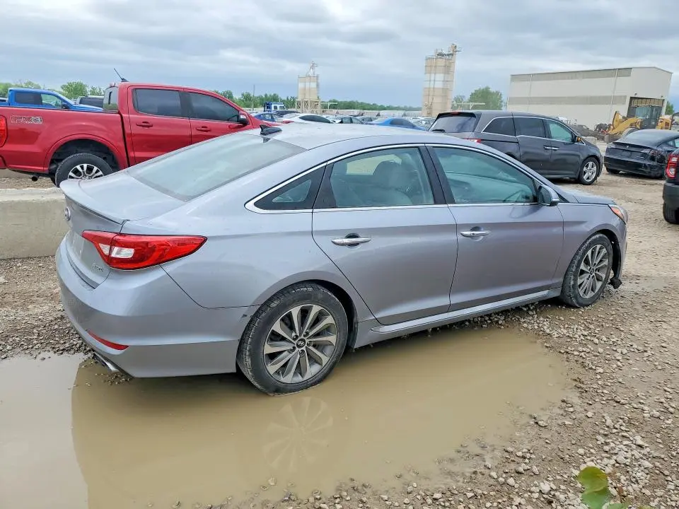 2016 HYUNDAI SONATA SPORT  