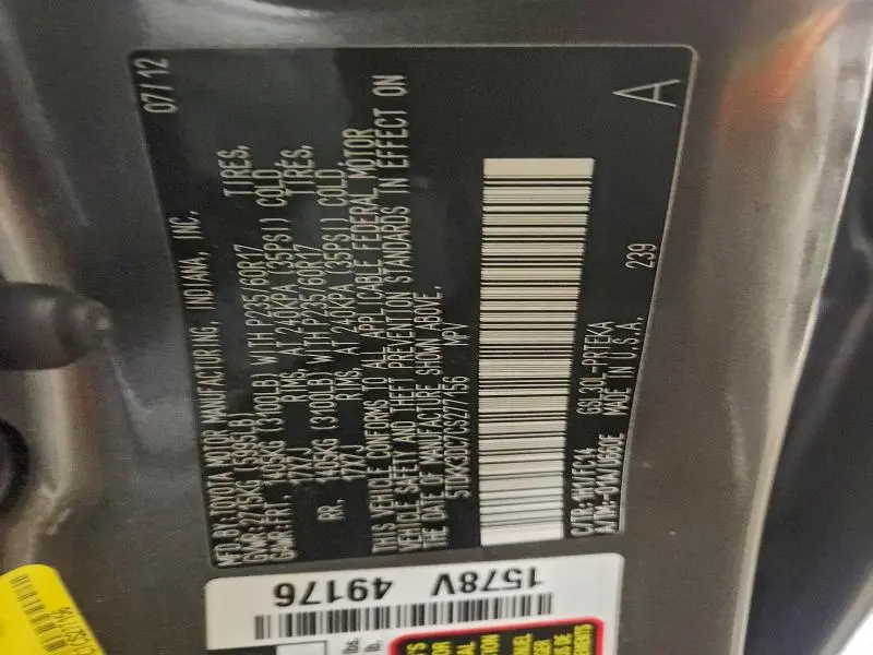 2012 TOYOTA SIENNA LE  