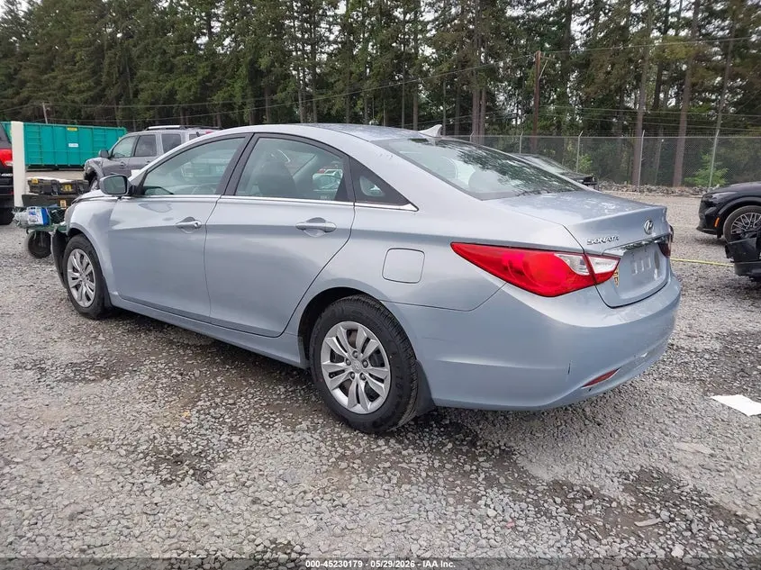 2011 HYUNDAI SONATA GLS