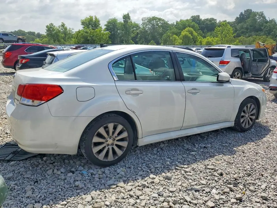 2011 SUBA LEGACY   