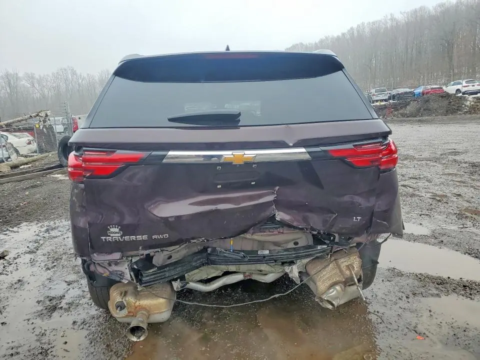 2023 CHEVROLET TRAVERSE LT  