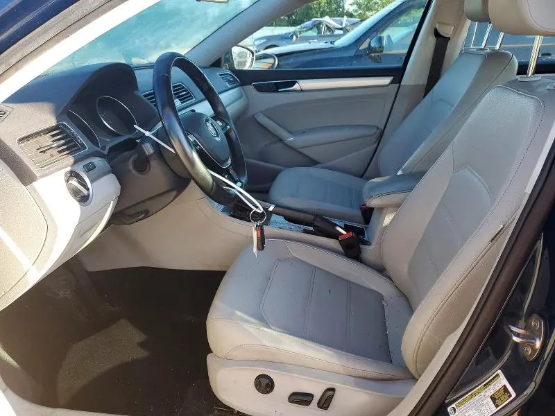 2019 VOLKSWAGEN PASSAT WOLFSBURG  
