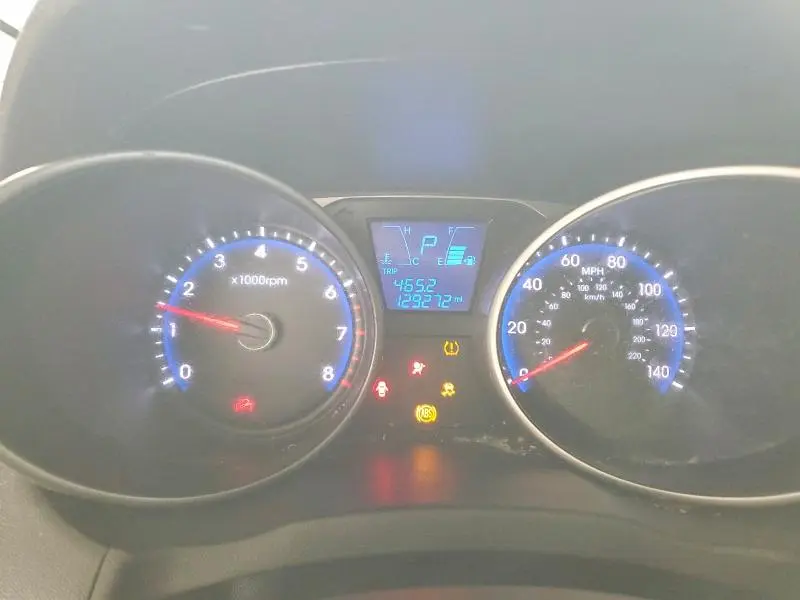 2011 HYUNDAI TUCSON GLS  