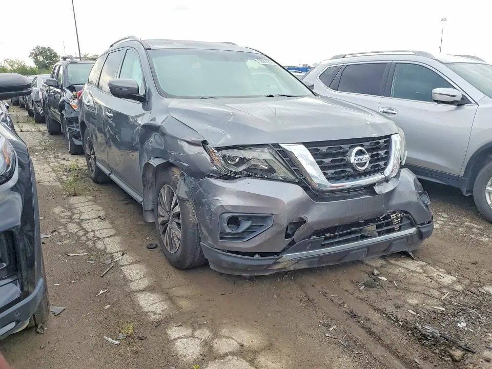 2017 NISSAN PATHFINDER S  