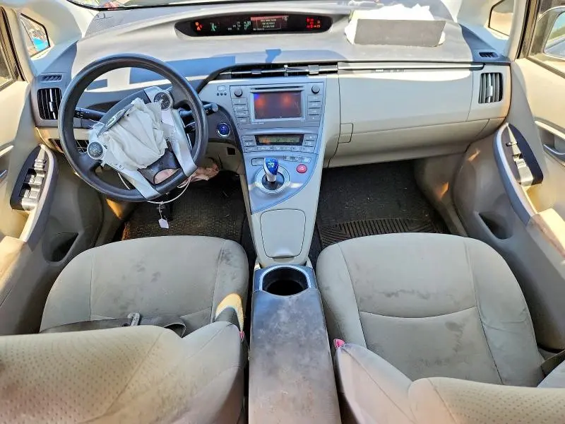 2013 TOYOTA PRIUS THREE  