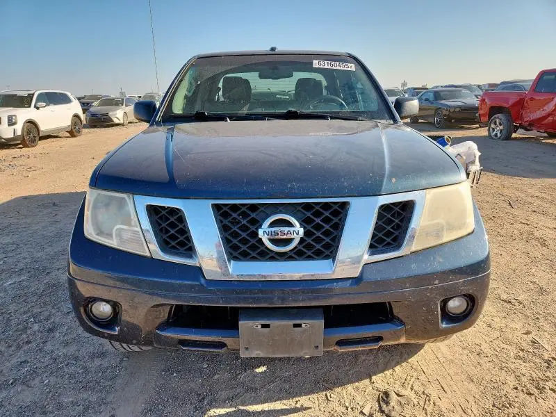 2013 NISSAN FRONTIER S  