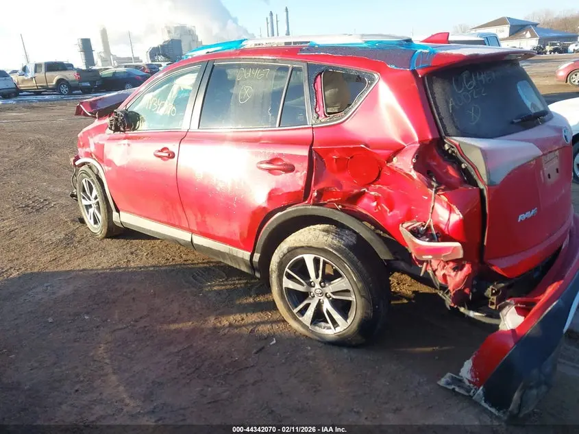 2016 TOYOTA RAV4 XLE