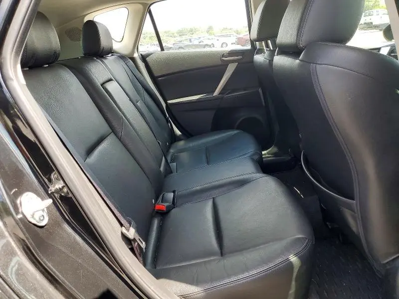 2011 MAZDA 3 S  