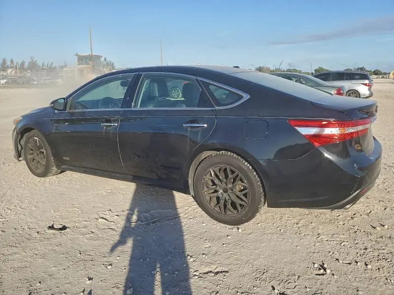 2015 TOYOTA AVALON XLE  