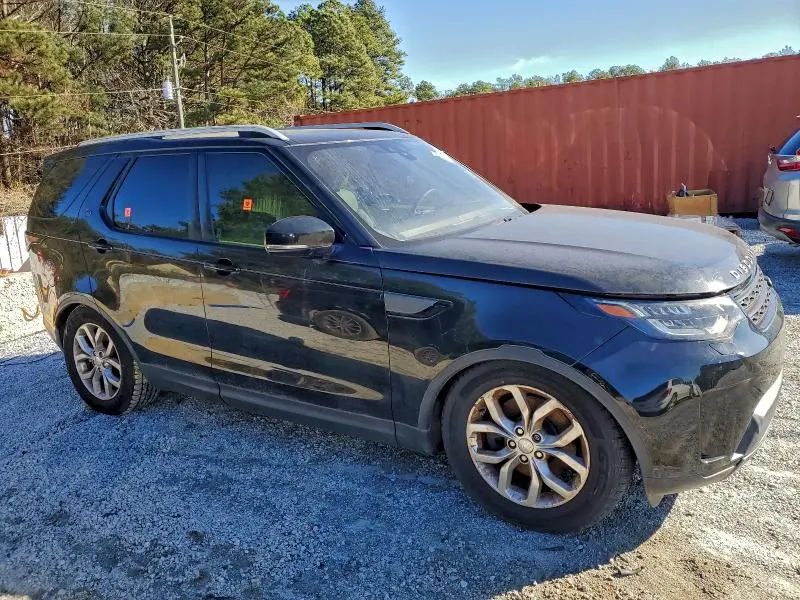 2017 LAND ROVER DISCOVERY SE  