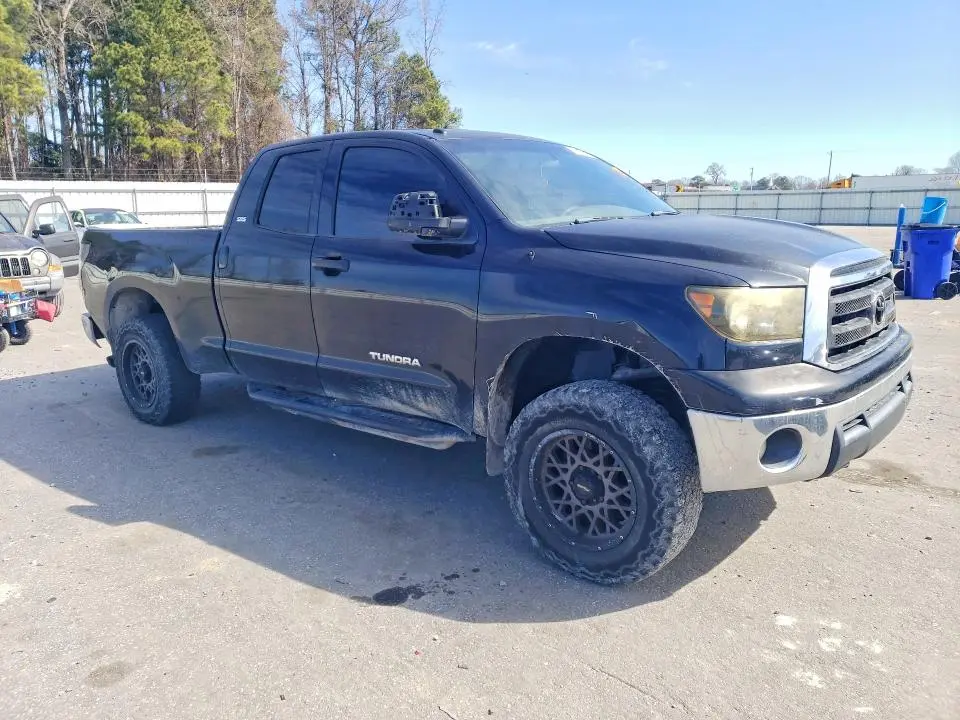 2011 TOYOTA TUNDRA GRADE  