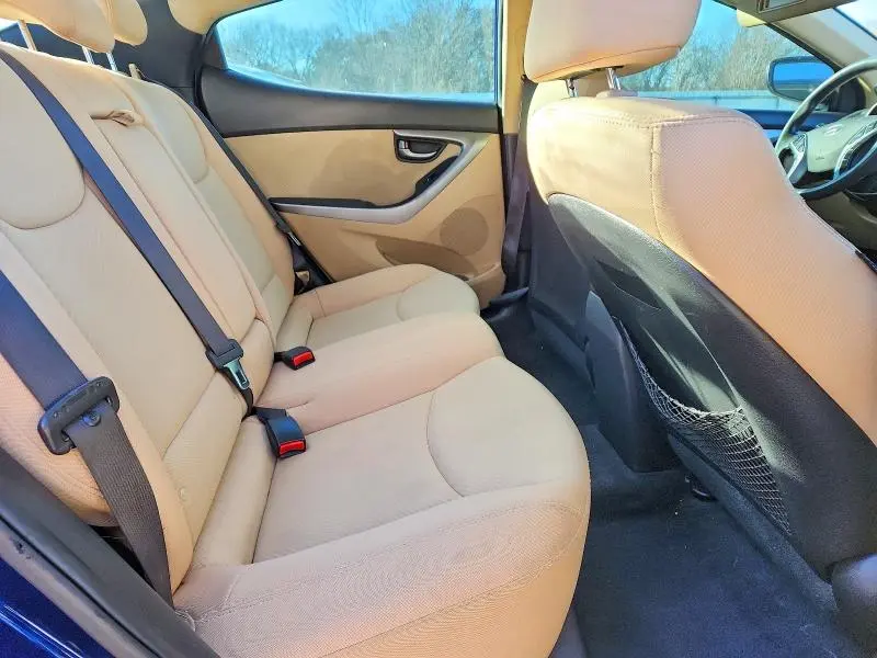 2013 HYUN ELANTRA GL   