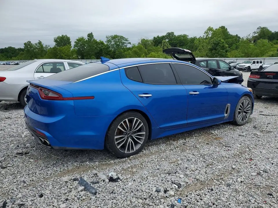 2018 KIA STINGER PREMIUM  