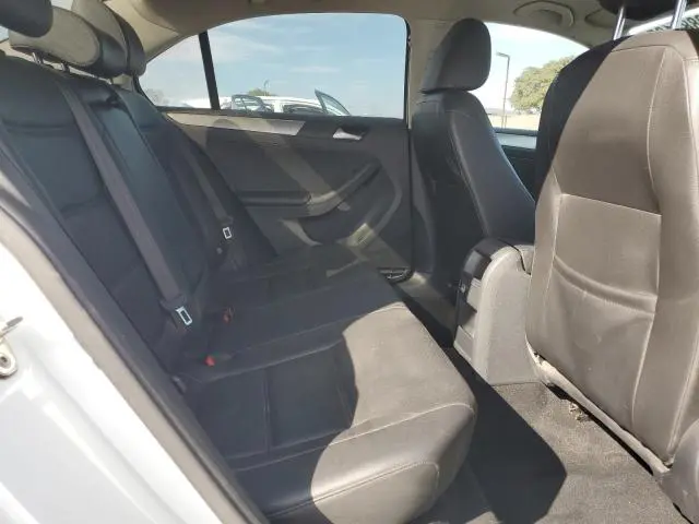 2015 VOLKSWAGEN JETTA SE