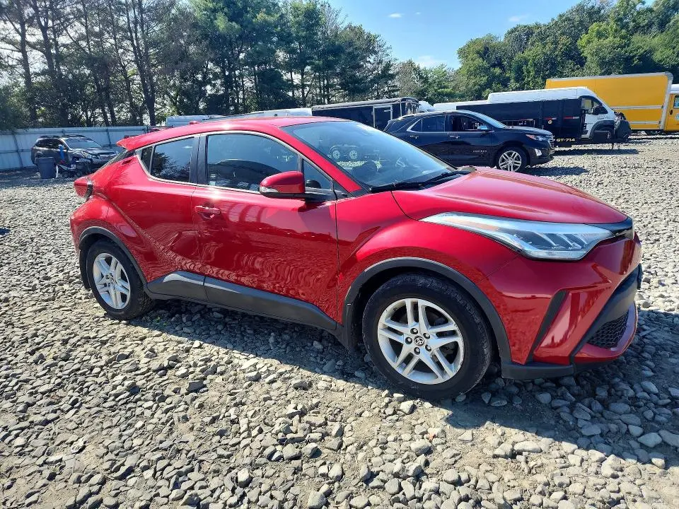 2020 TOYOTA C-HR LE  