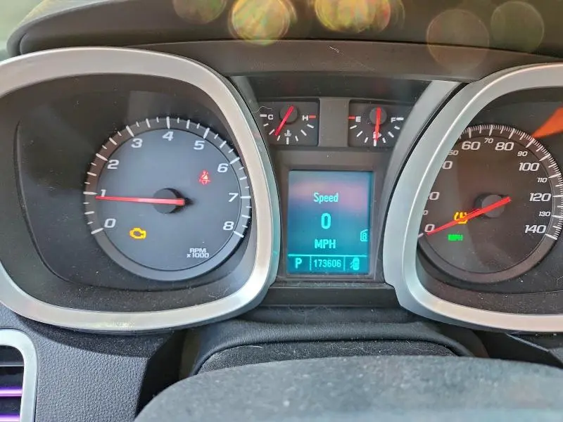 2011 CHEVROLET EQUINOX LT  