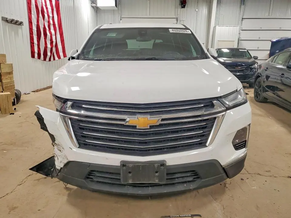 2023 CHEVROLET TRAVERSE LT  