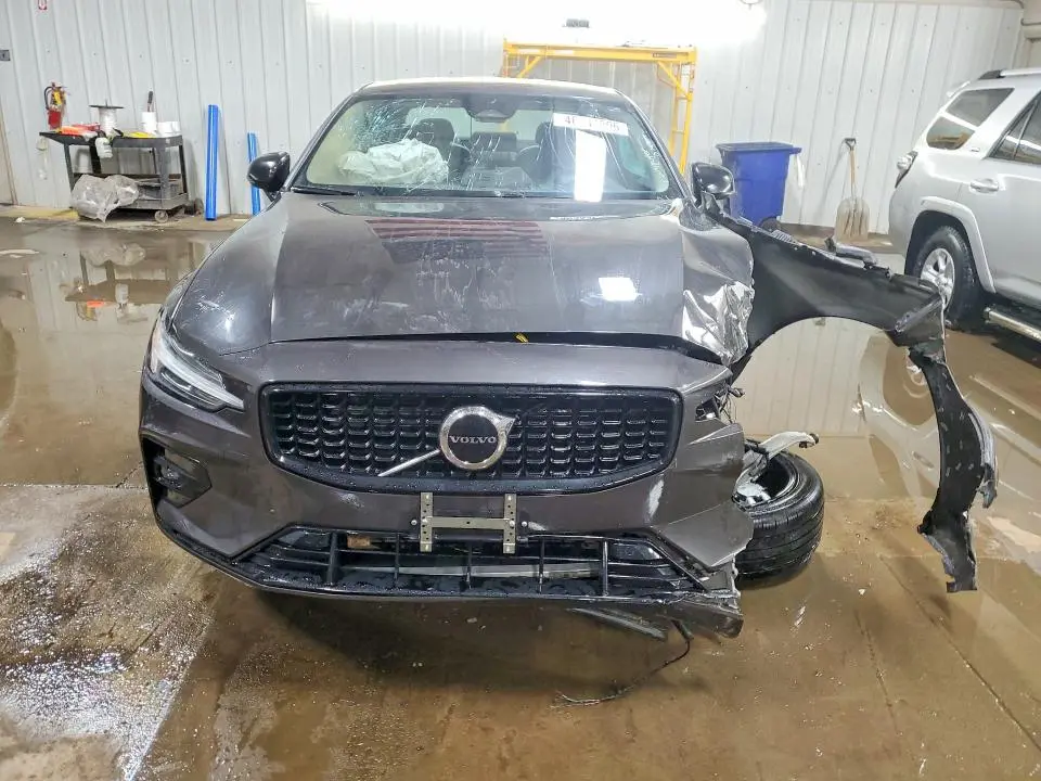 2024 VOLVO S60 CORE  