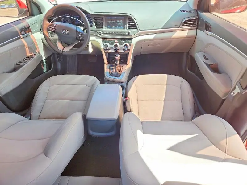 2019 HYUNDAI ELANTRA SEL  