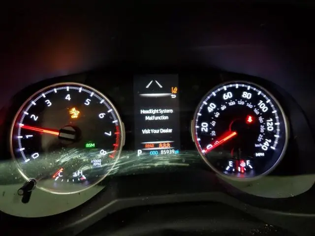 2019 TOYOTA RAV4 XLE  