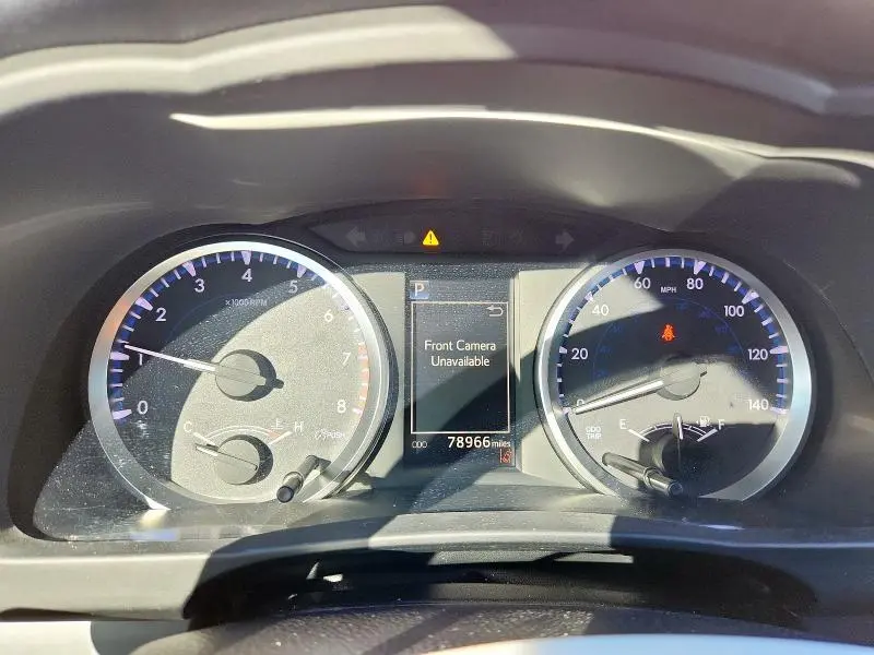 2018 TOYOTA HIGHLANDER LE  