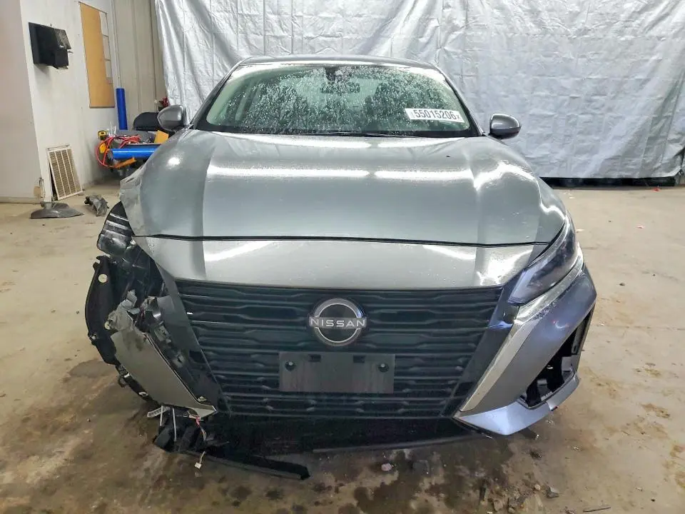 2023 NISSAN ALTIMA SV  