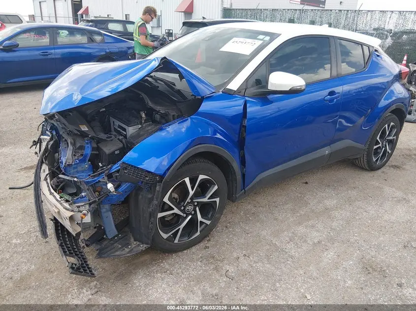 2018 TOYOTA C-HR XLE PREMIUM