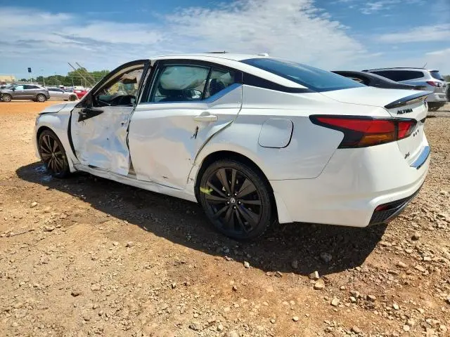 2022 NISSAN ALTIMA SR  