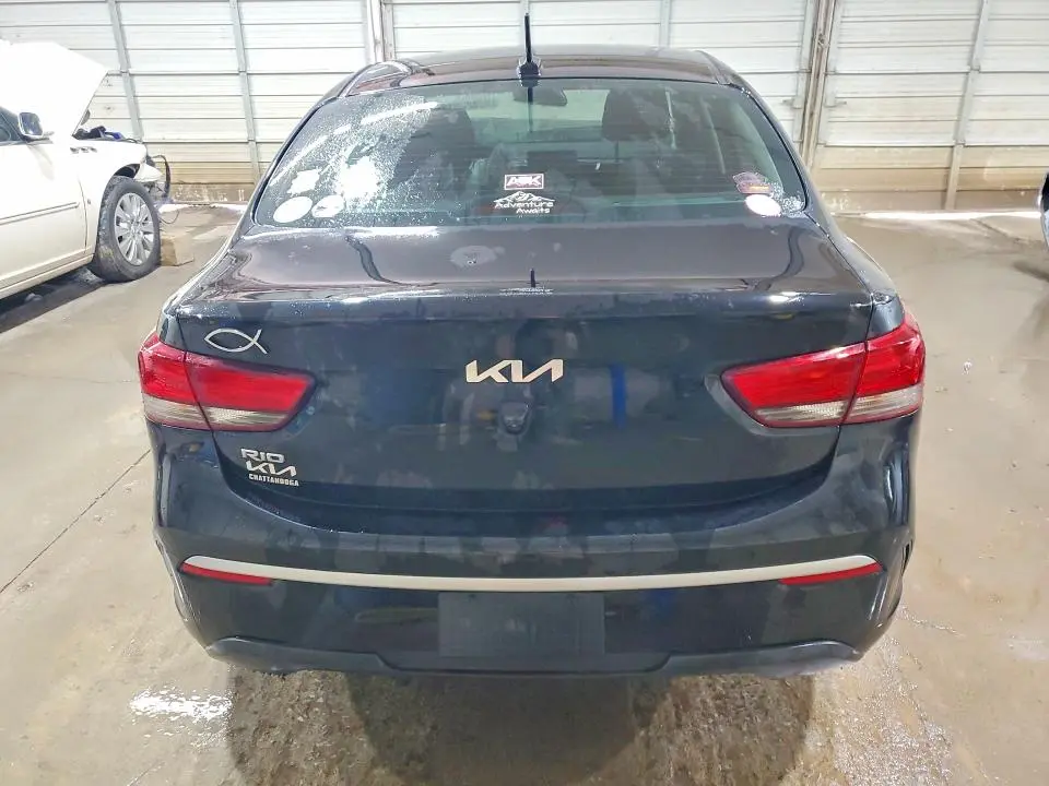 2022 KIA RIO S  