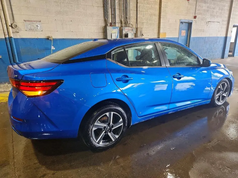 2024 NISSAN SENTRA SV  