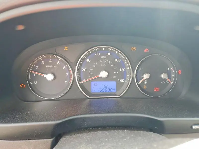 2012 HYUNDAI SANTA FE GLS  