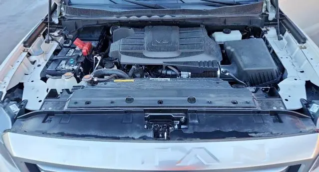 2023 NISSAN TITAN SV  