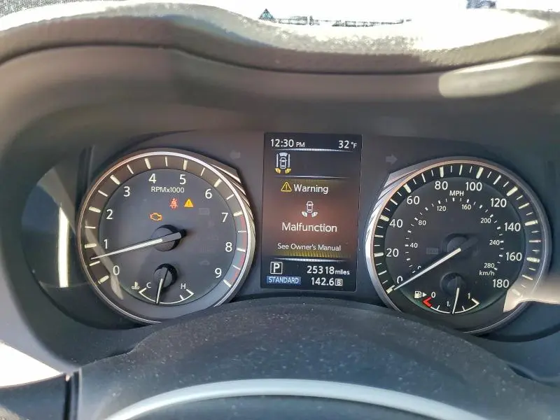 2021 INFINITI Q50 LUXE  