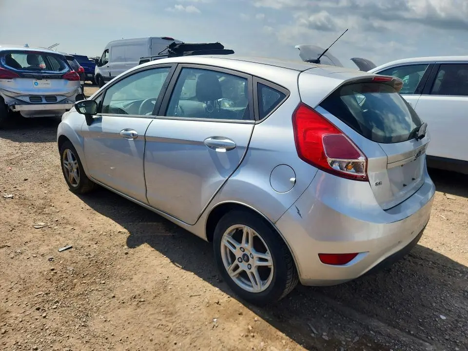 2018 FORD FIESTA SE  