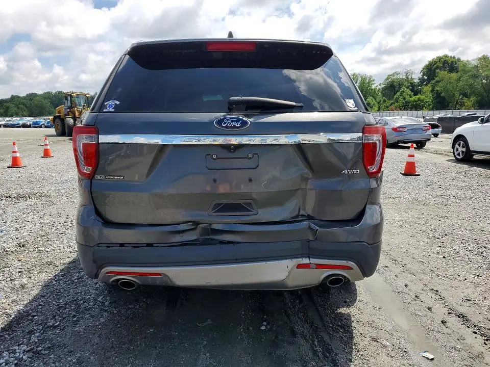 2016 FORD EXPLORER XLT  