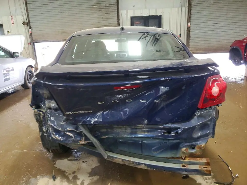 2013 DODGE AVENGER SE  