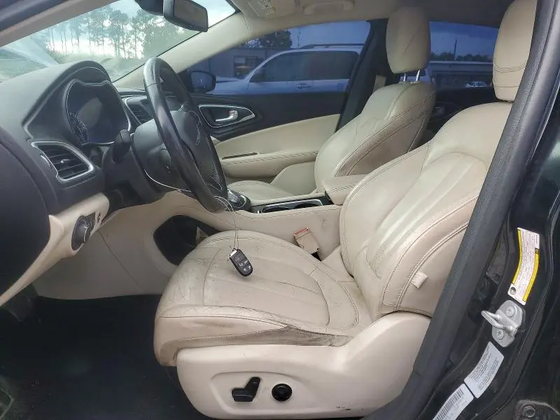2017 CHRYSLER 200 LIMITED  