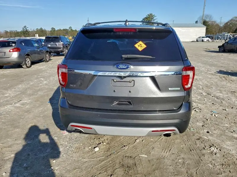 2016 FORD EXPLORER XLT  