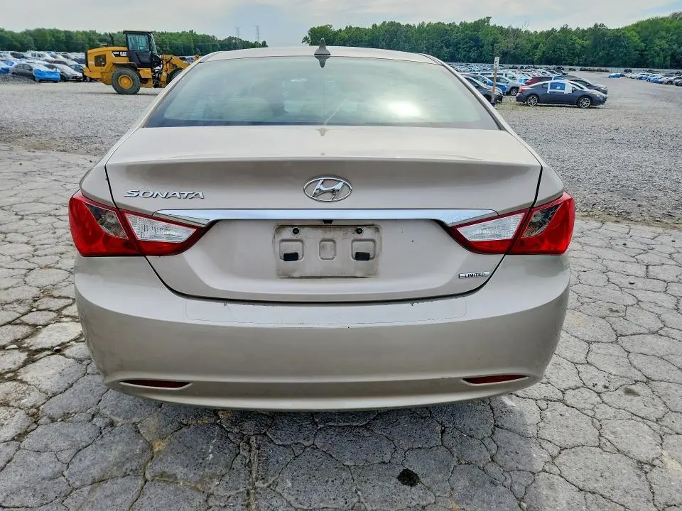 2011 HYUNDAI SONATA LIMITED  