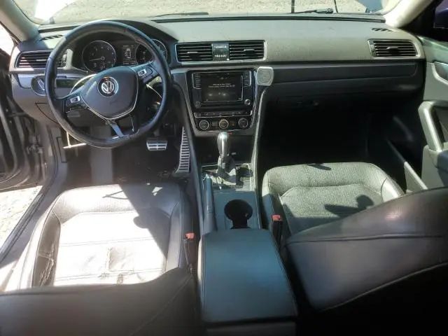 2018 VOLKSWAGEN PASSAT S  