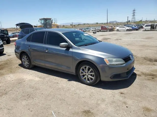 2012 VOLKSWAGEN JETTA SE  