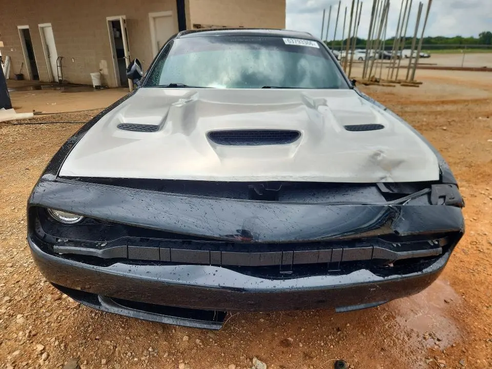 2015 DODGE CHALLENGER SXT PLUS  