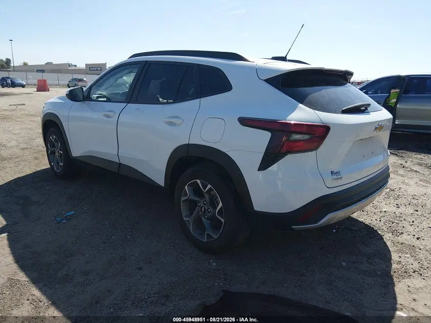 2025 CHEVROLET TRAX FWD LT